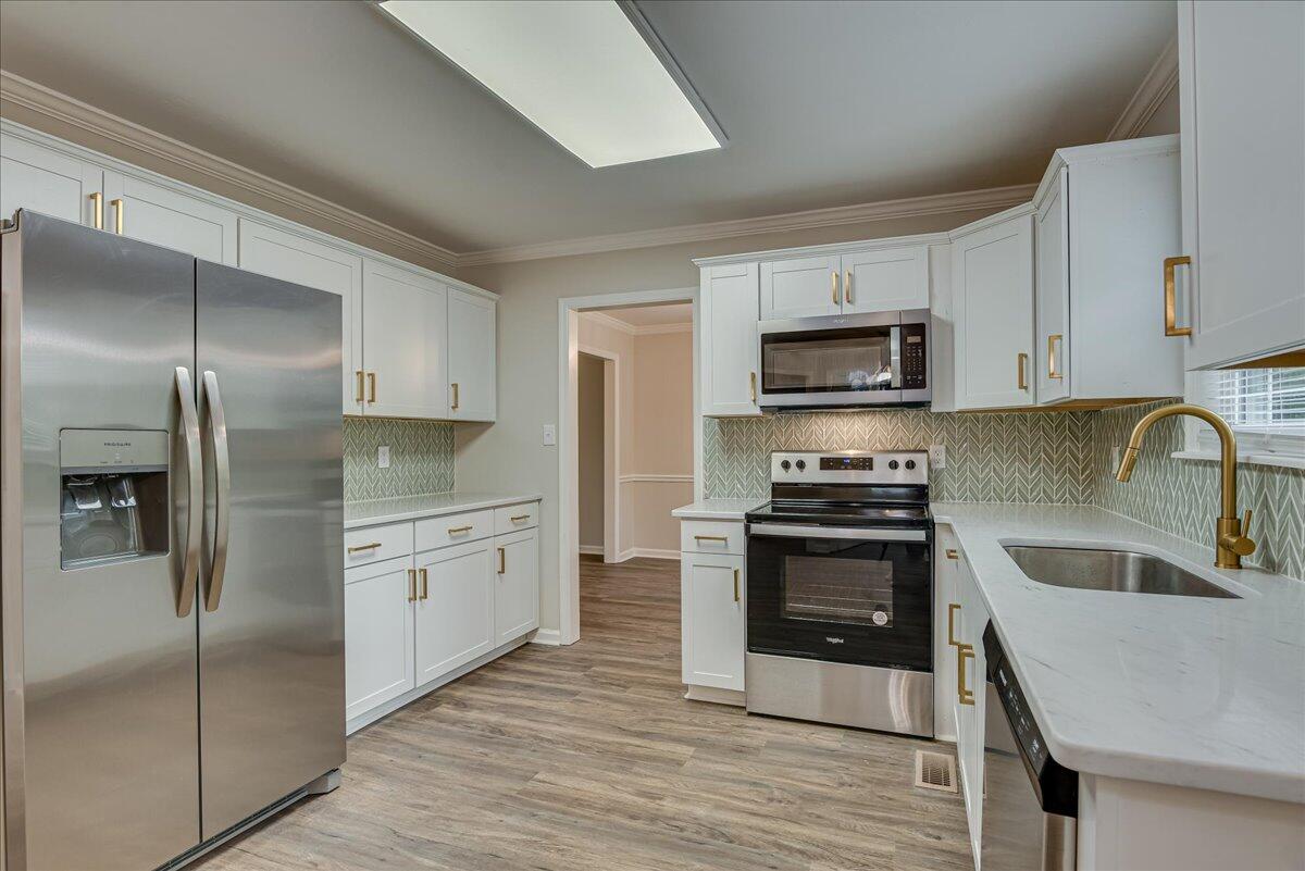 499 W CRYSTAL Creek