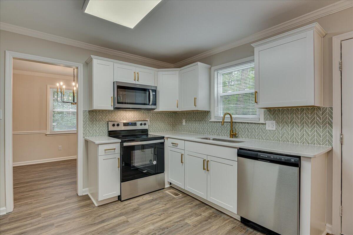 499 W CRYSTAL Creek