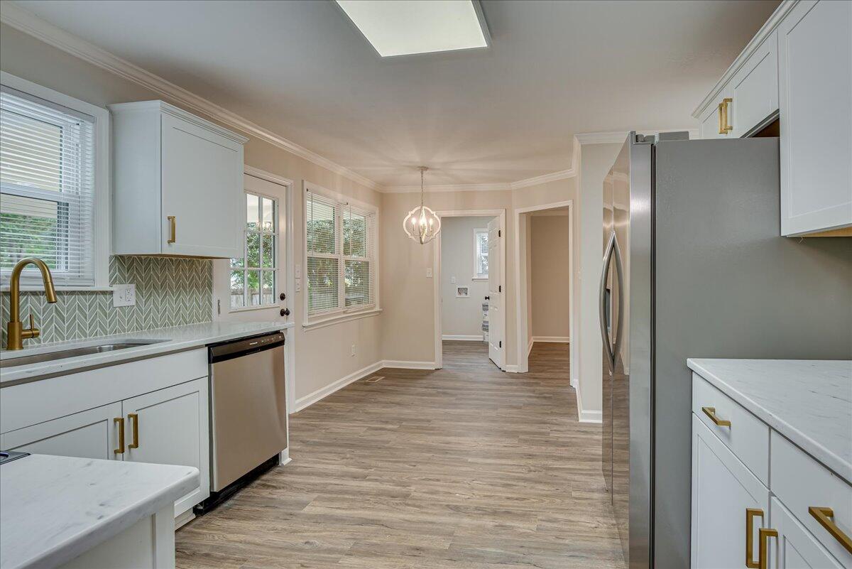 499 W CRYSTAL Creek