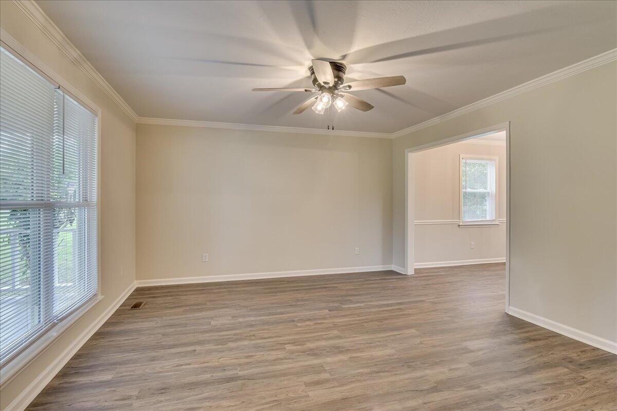 499 W CRYSTAL Creek