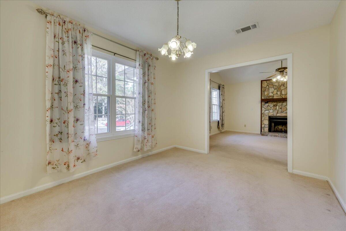832 AUDUBON Circle