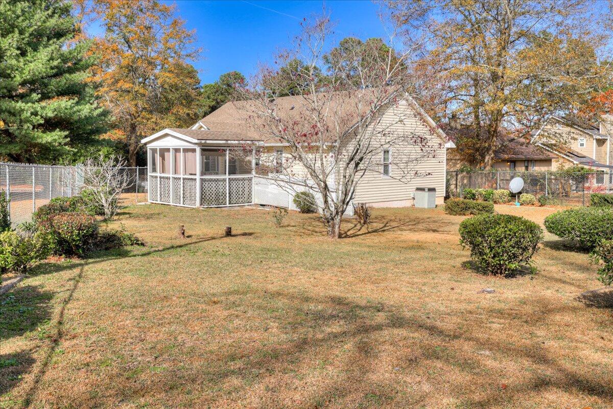 832 AUDUBON Circle