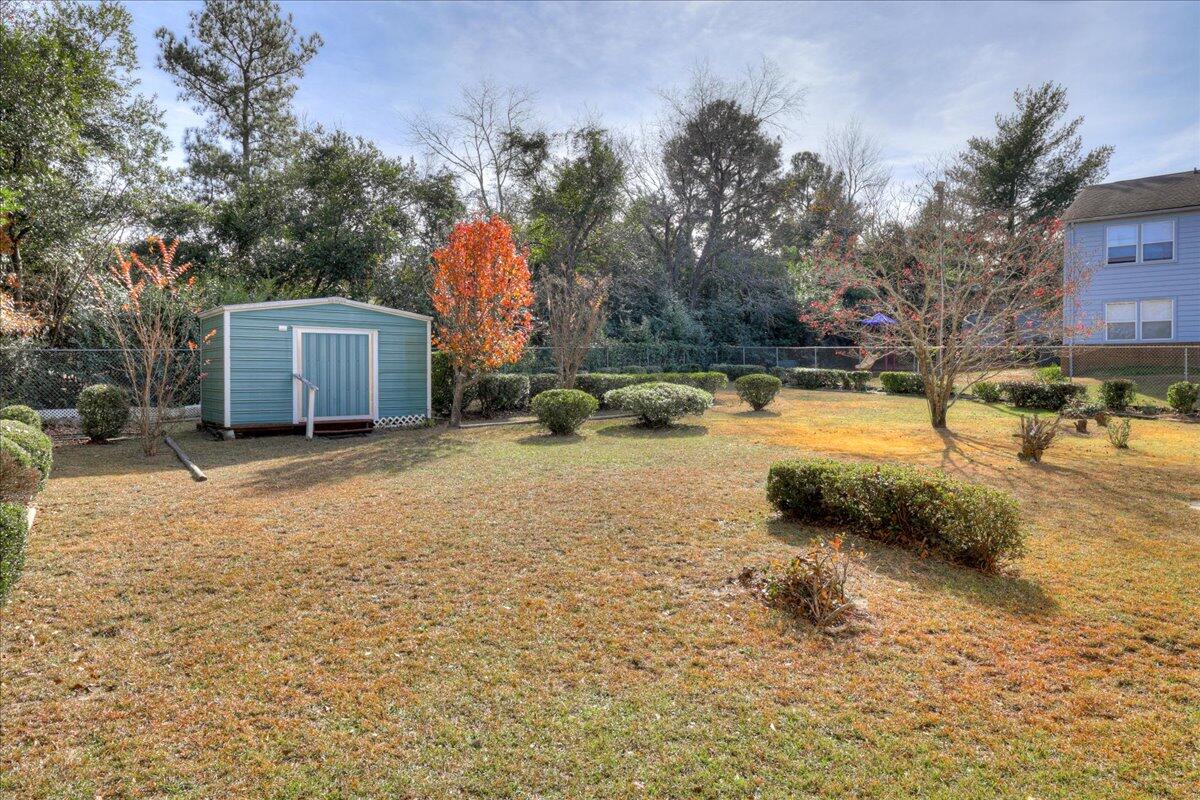 832 AUDUBON Circle