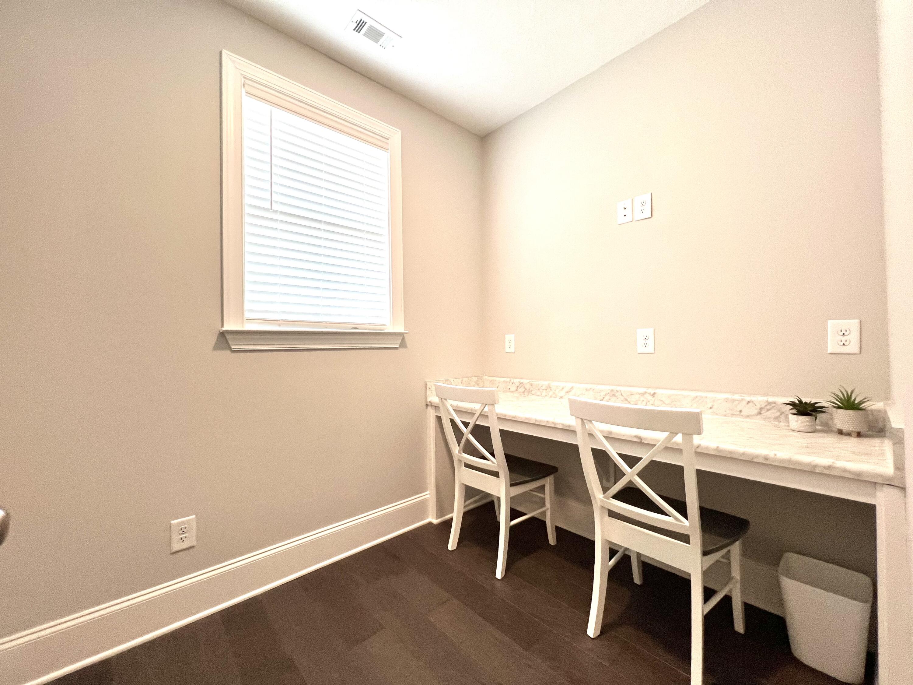 871 LILLIAN PARK Drive