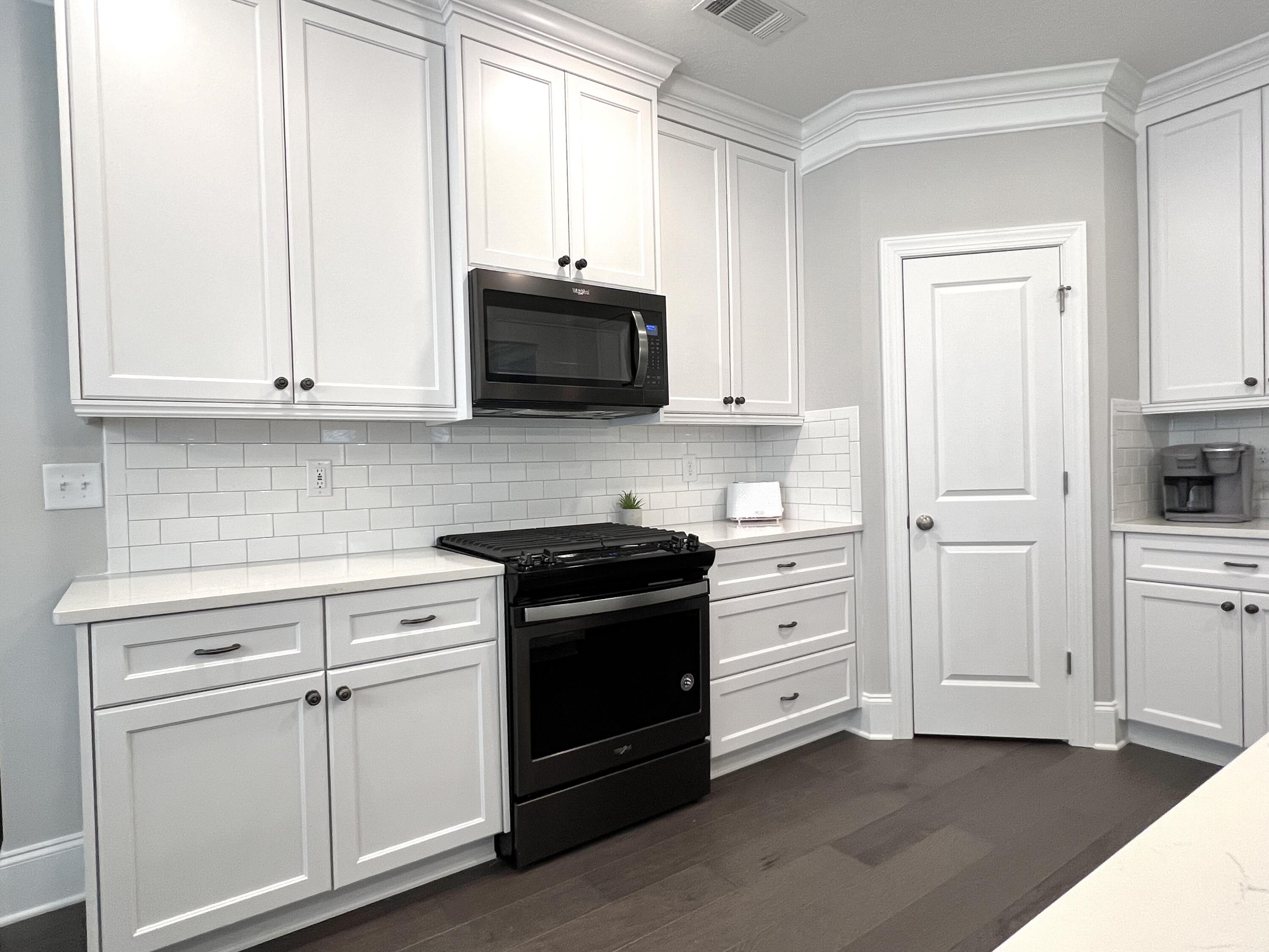 871 LILLIAN PARK Drive