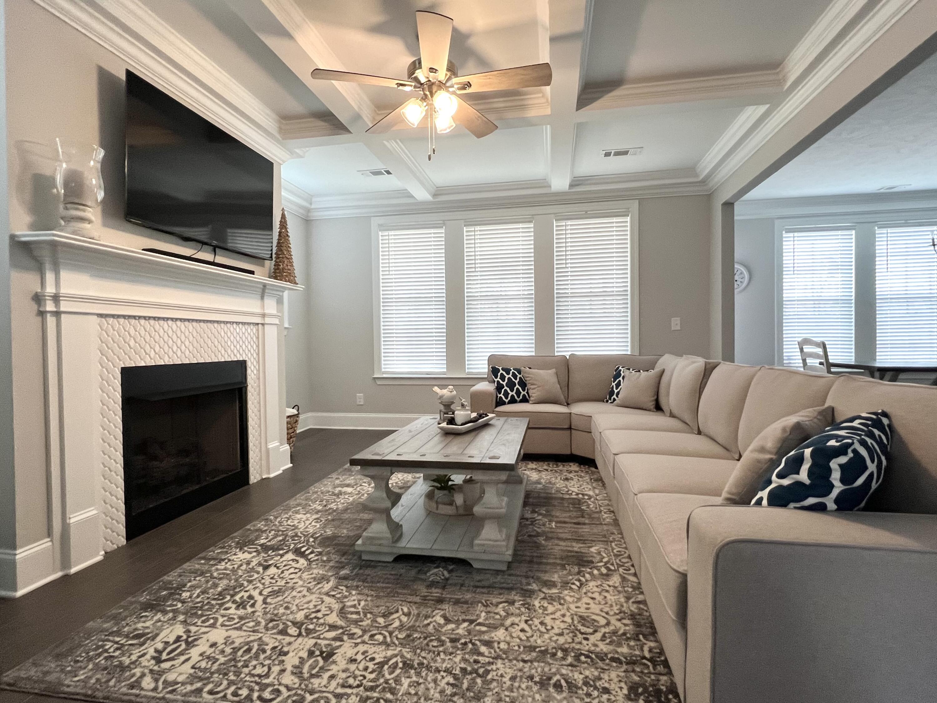 871 LILLIAN PARK Drive