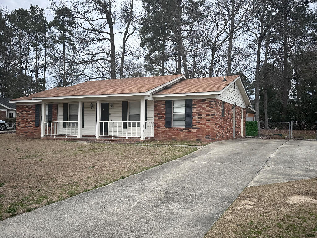 132 THOMAS Drive