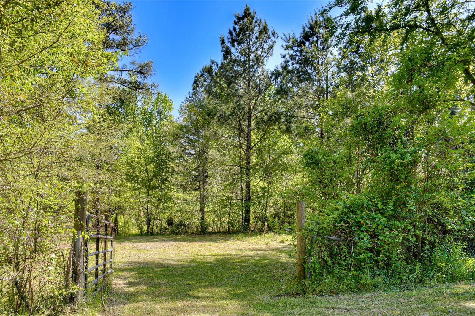 770 HAMILTON Road