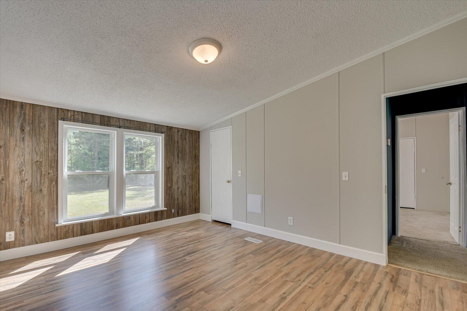 770 HAMILTON Road