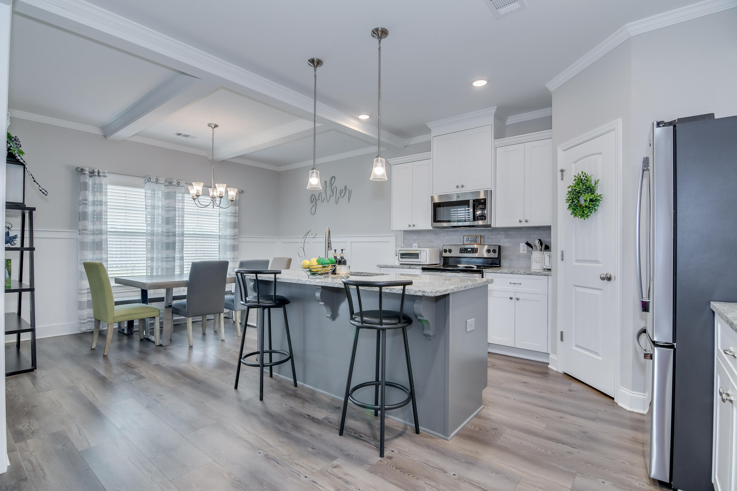 615 GARLAND Trail