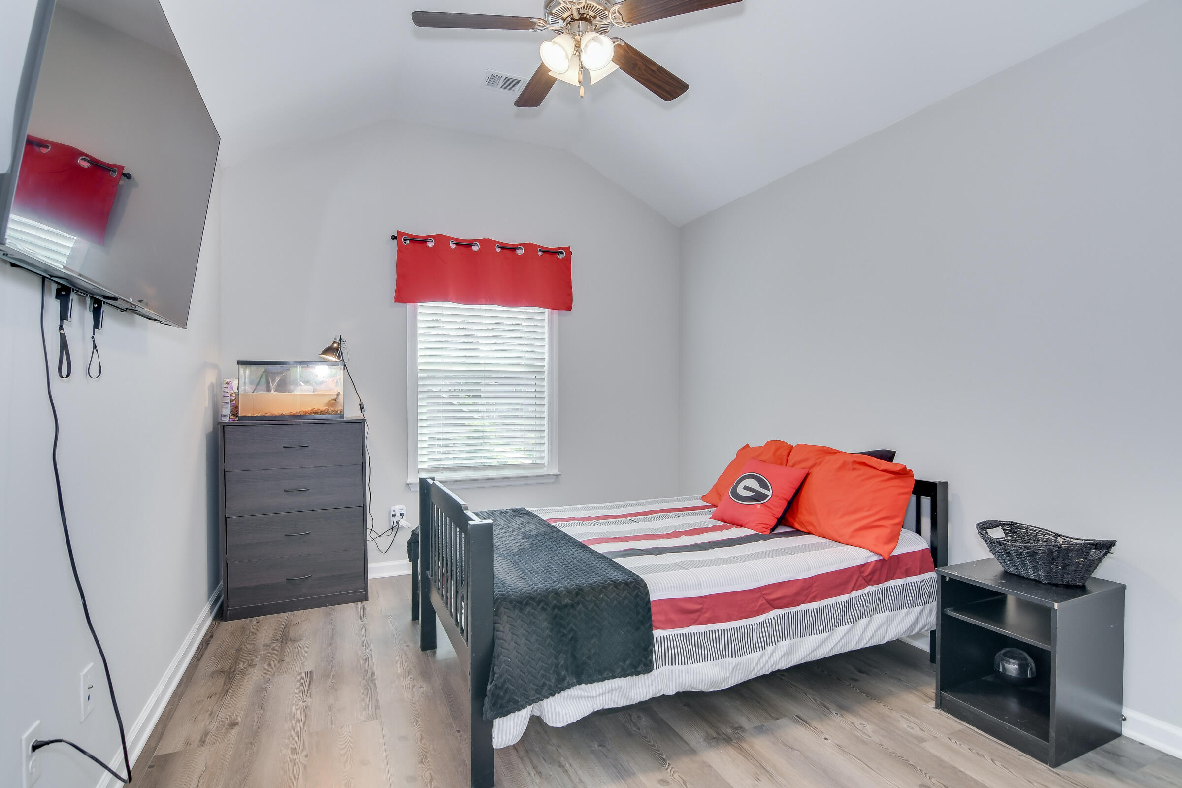 615 GARLAND Trail