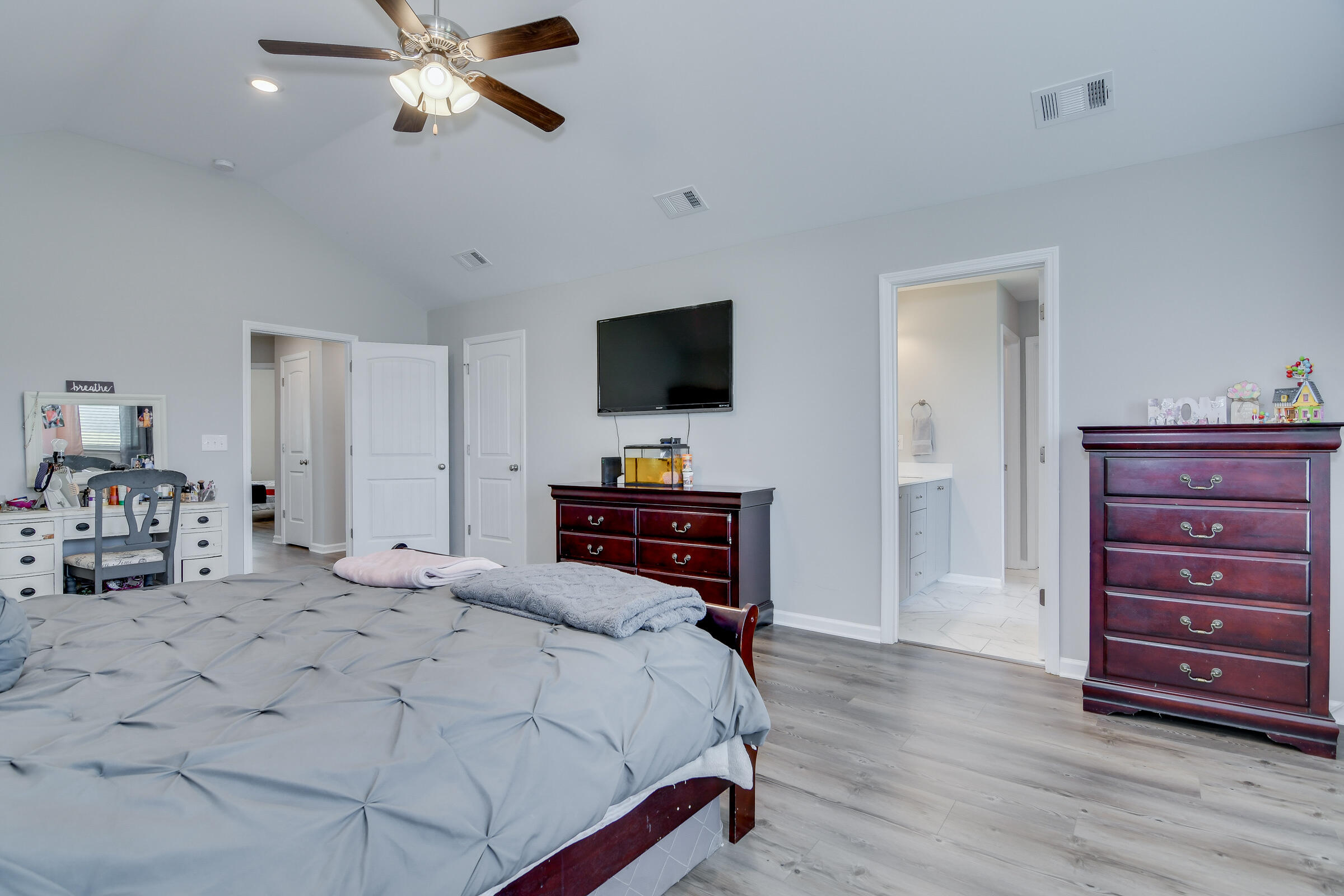 615 GARLAND Trail
