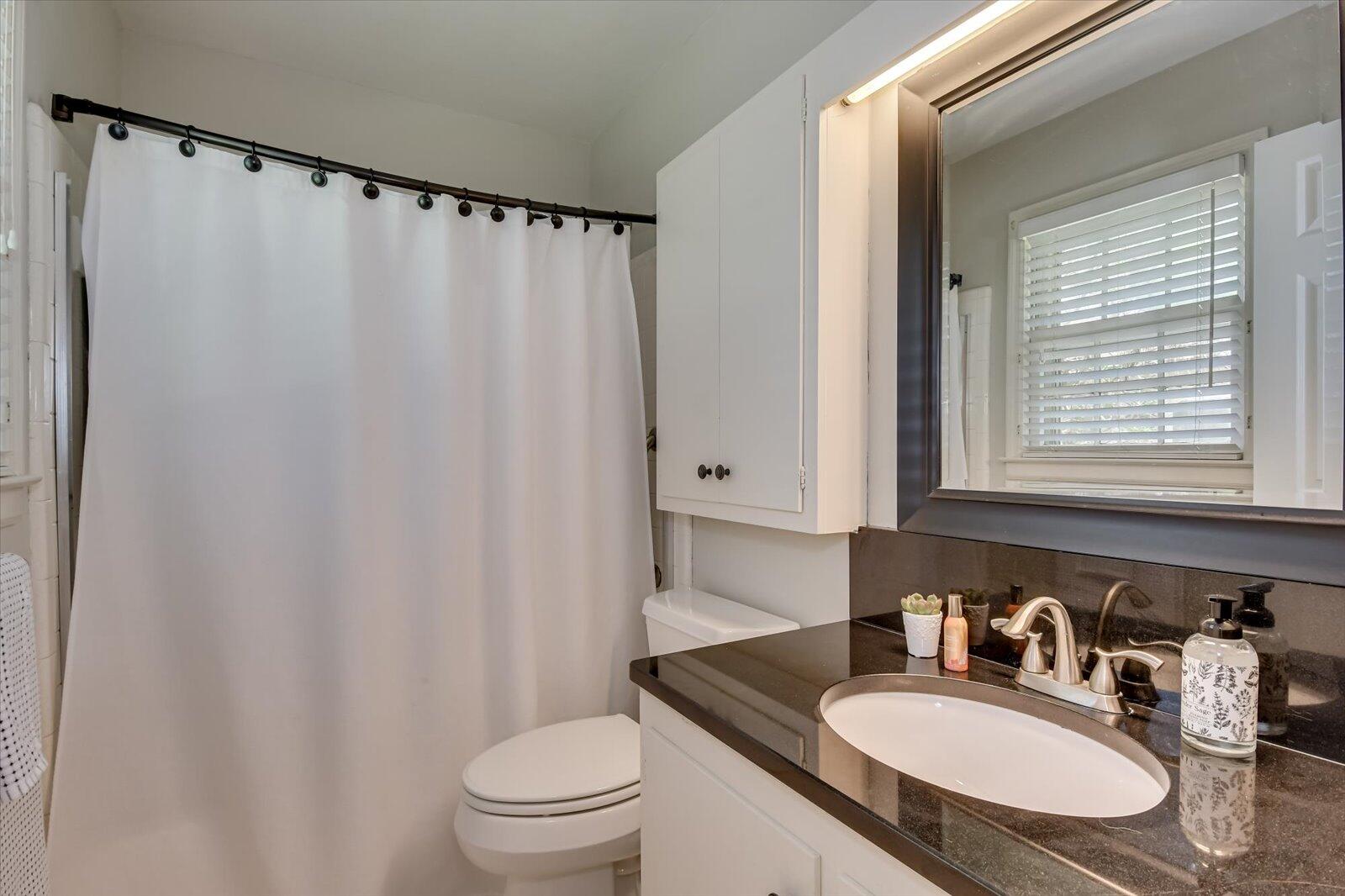 111 GARDNERS MILL Road