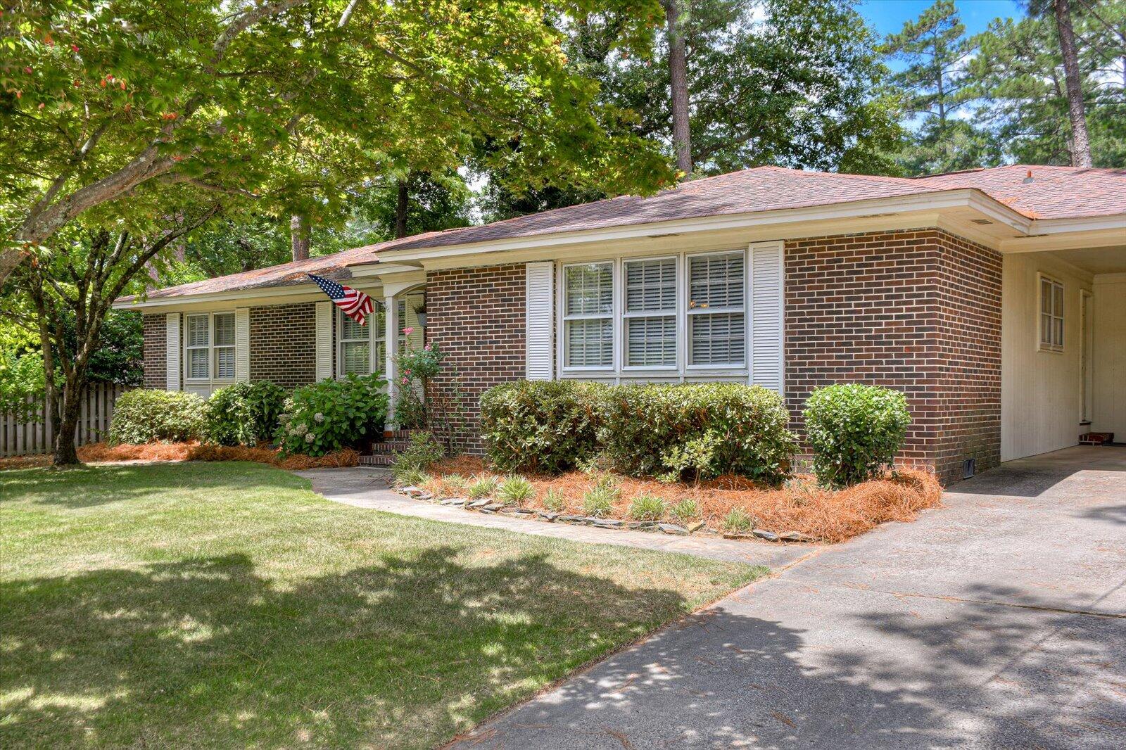 111 GARDNERS MILL Road