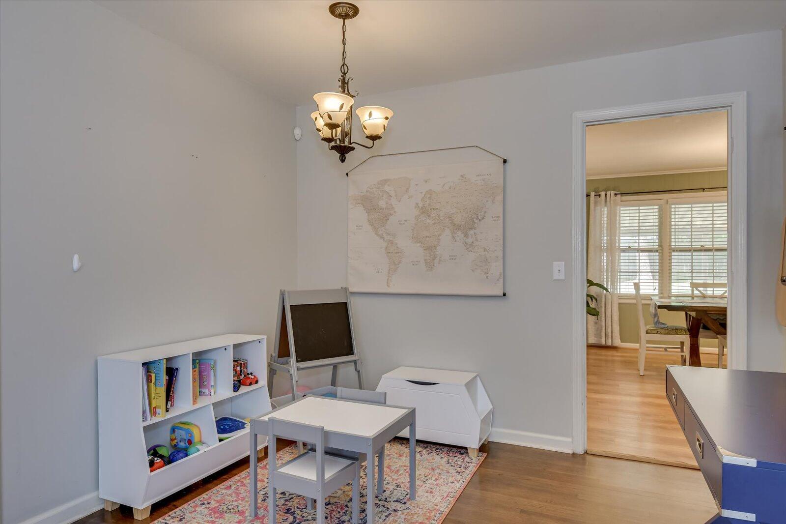 111 GARDNERS MILL Road