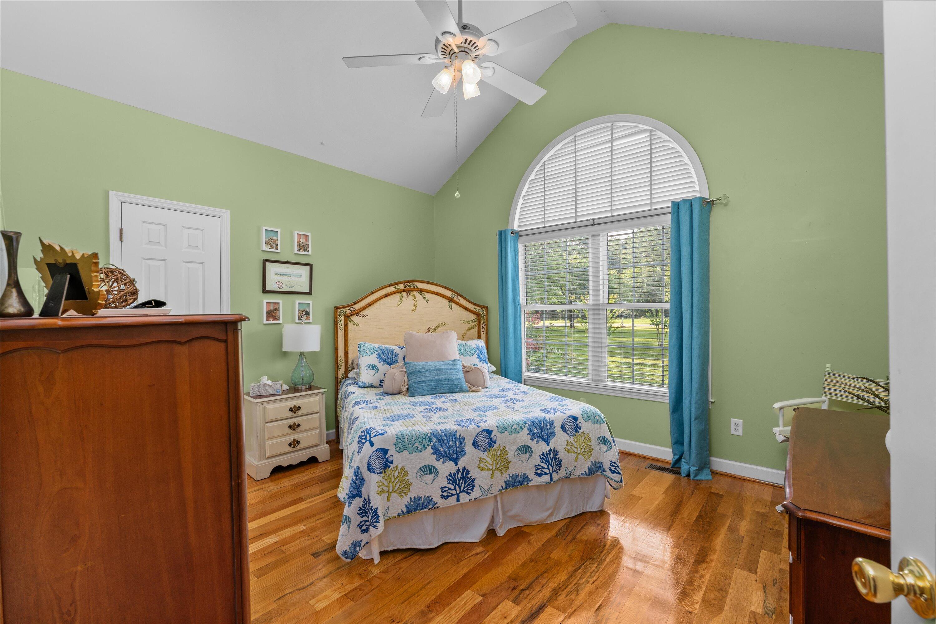 2240 RED HAVEN Drive