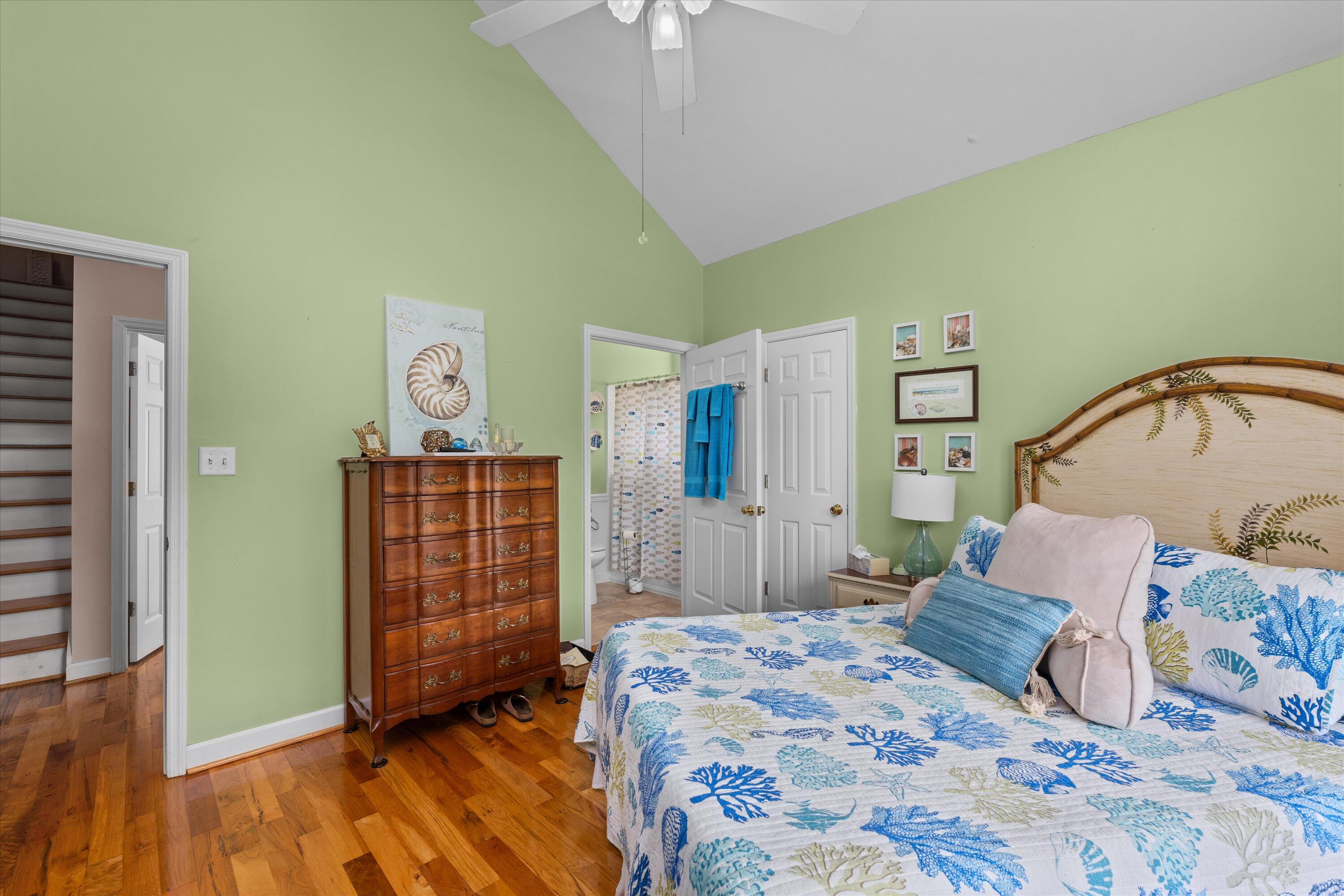 2240 RED HAVEN Drive