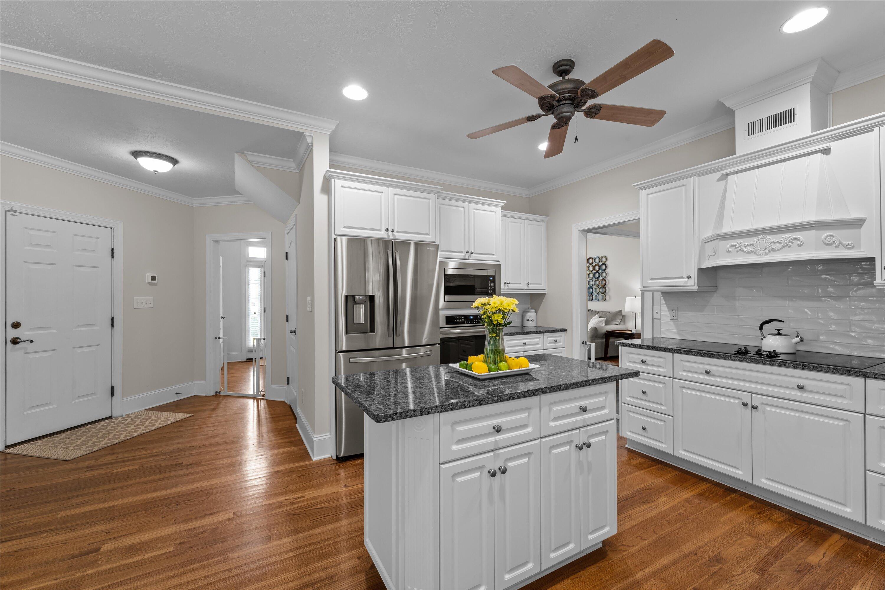 1245 HARDY POINTE Drive