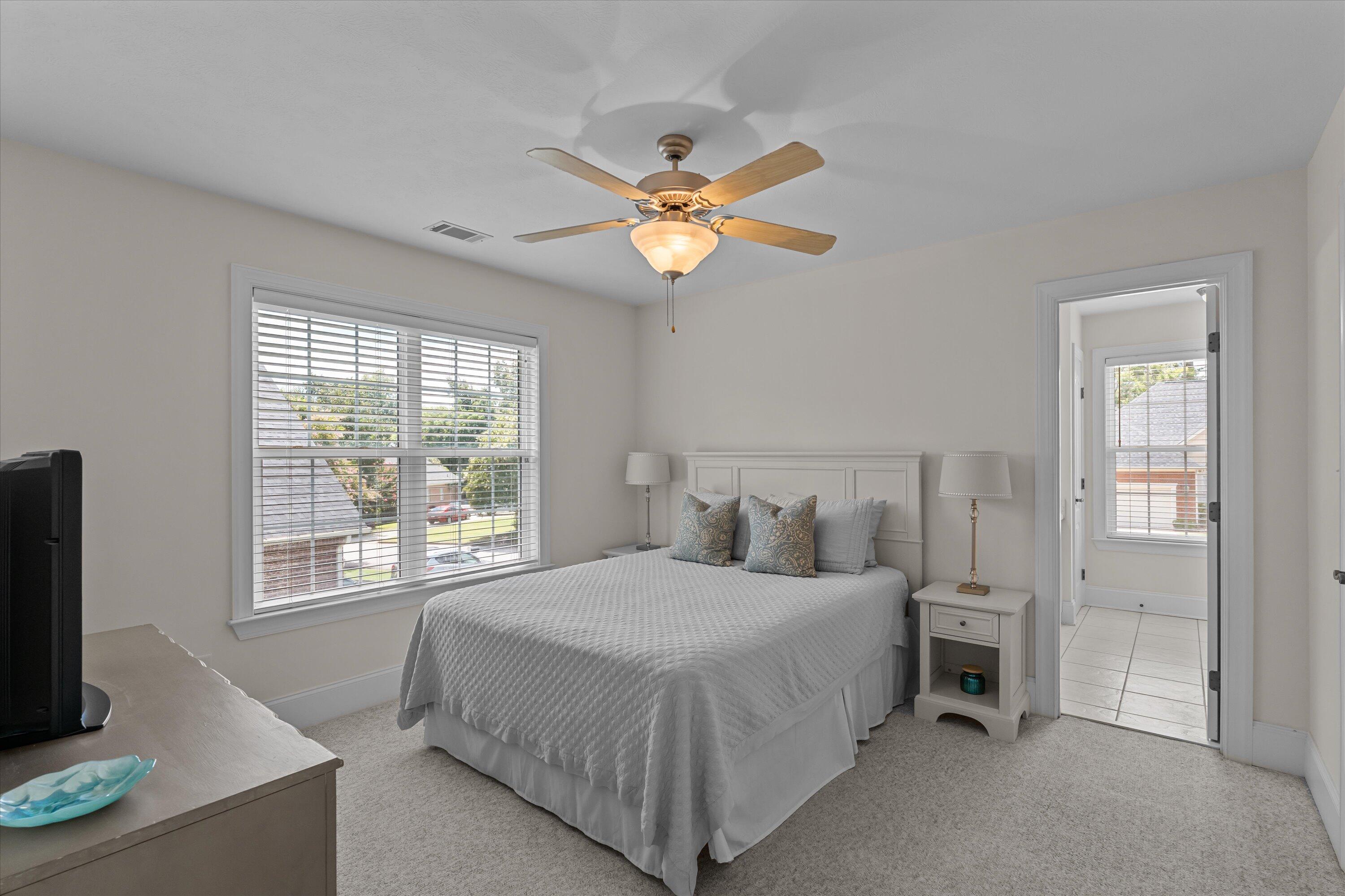 1245 HARDY POINTE Drive