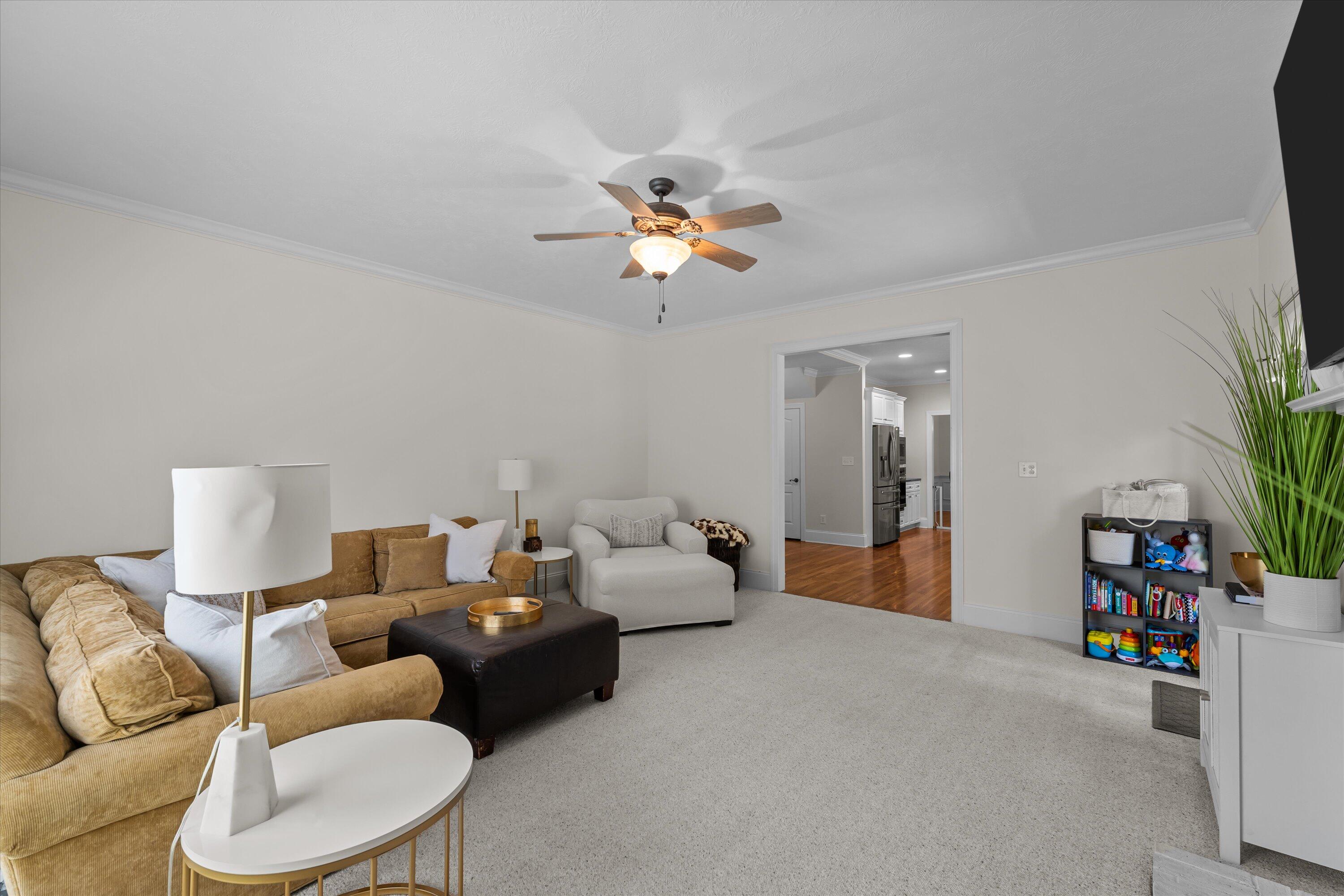 1245 HARDY POINTE Drive