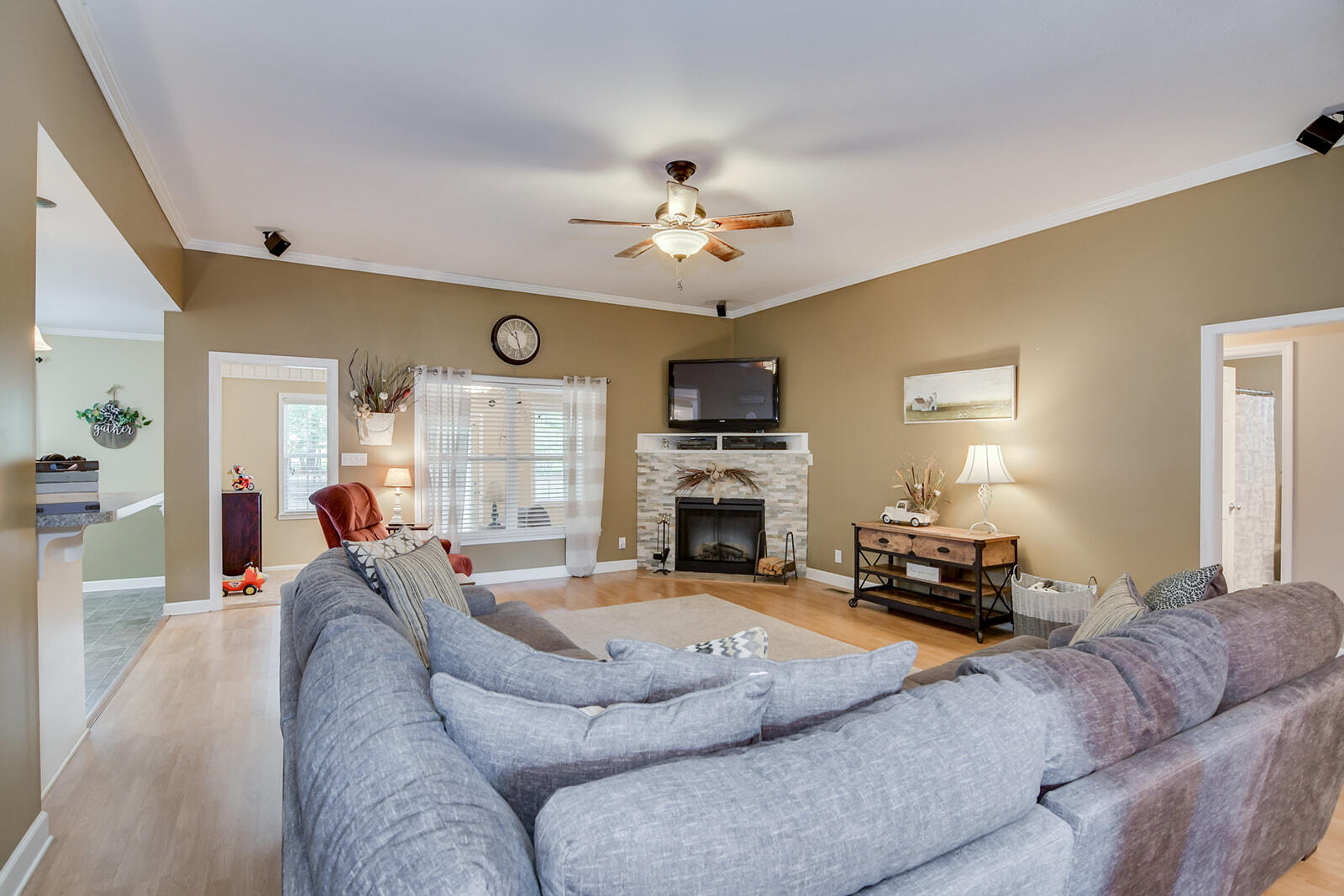 119 STRATFORD Lane