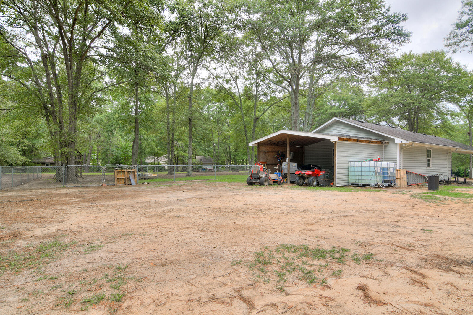 119 STRATFORD Lane
