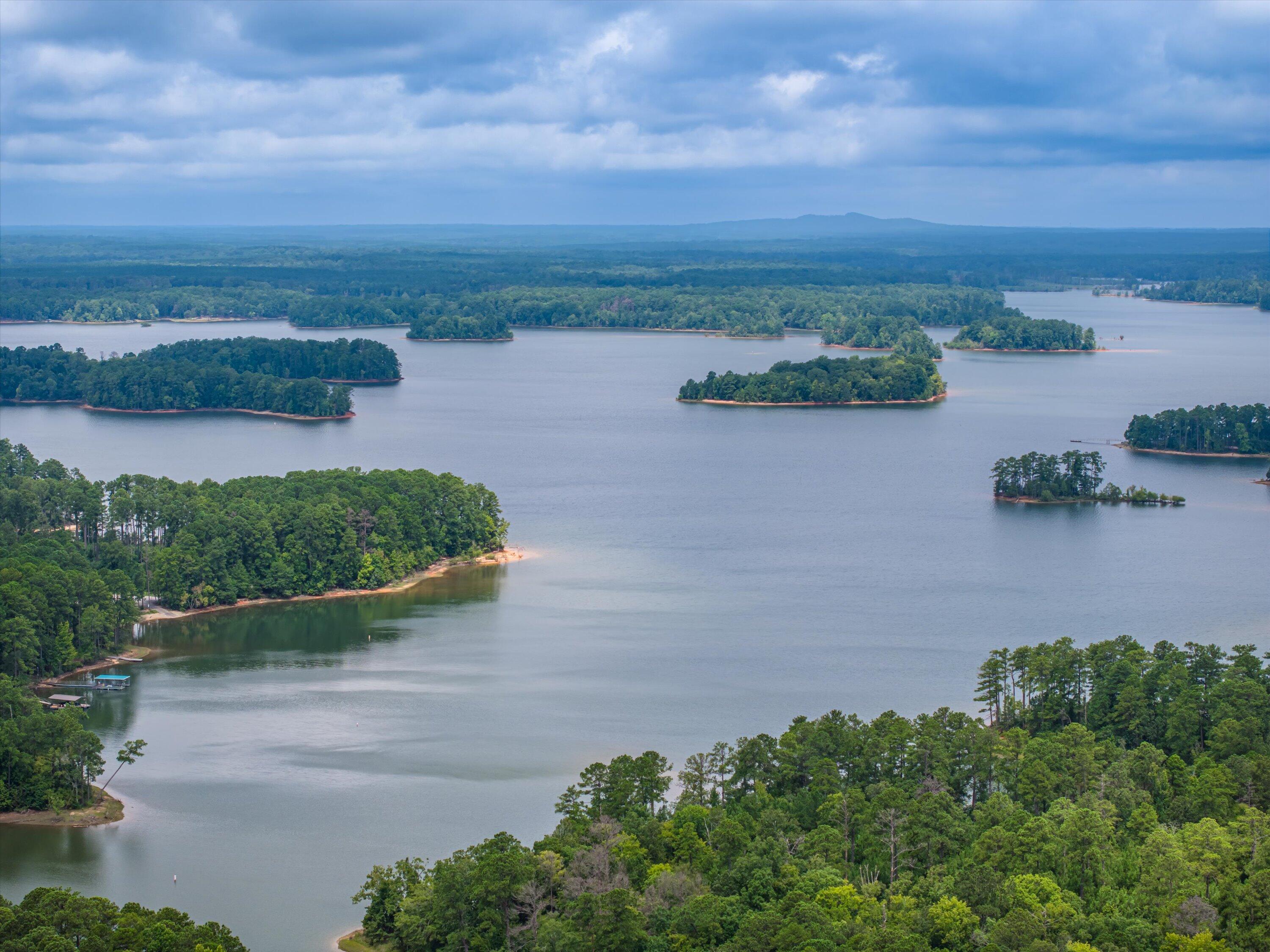 7601 WINFIELD HILLS Road