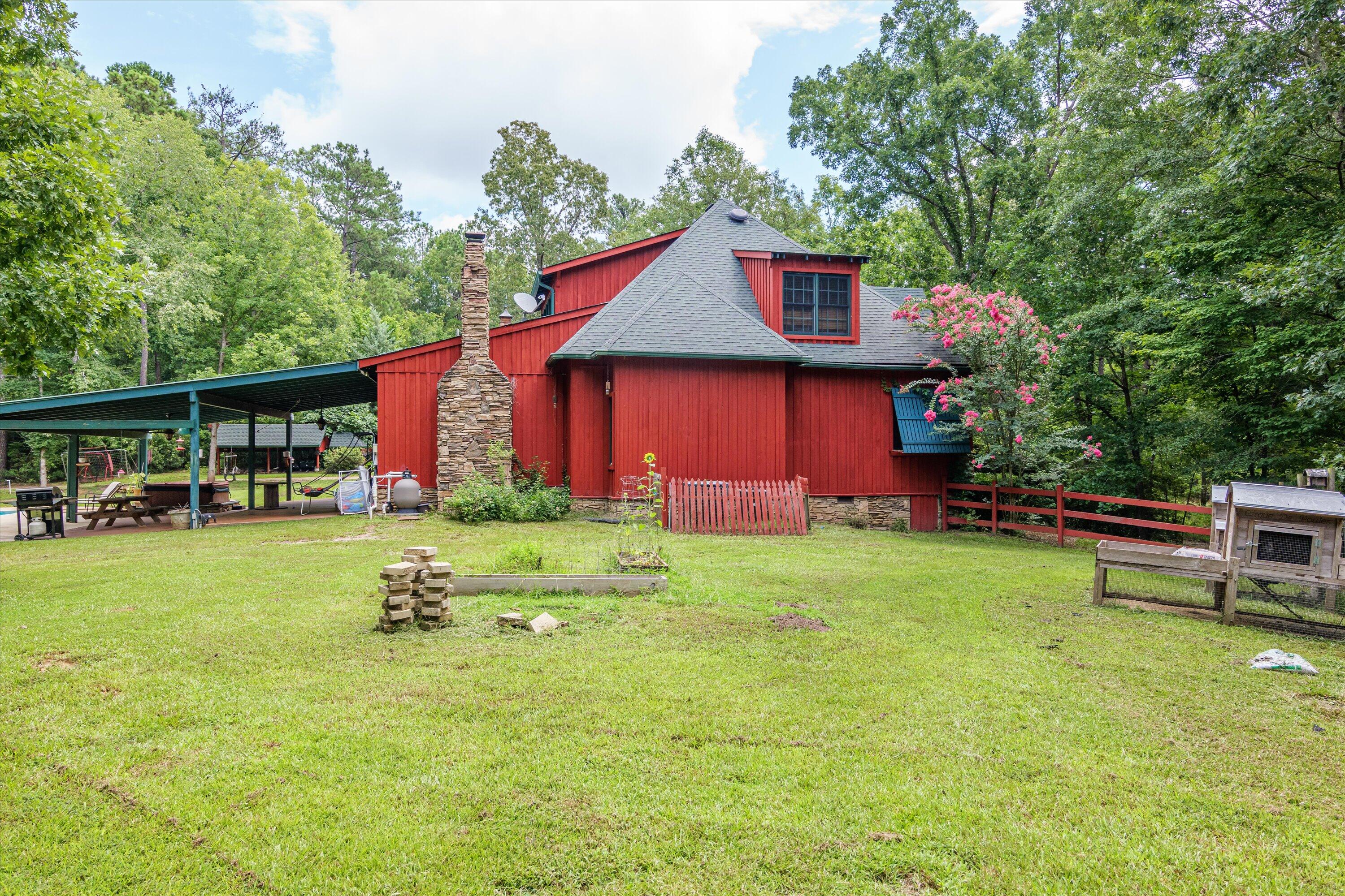 7601 WINFIELD HILLS Road