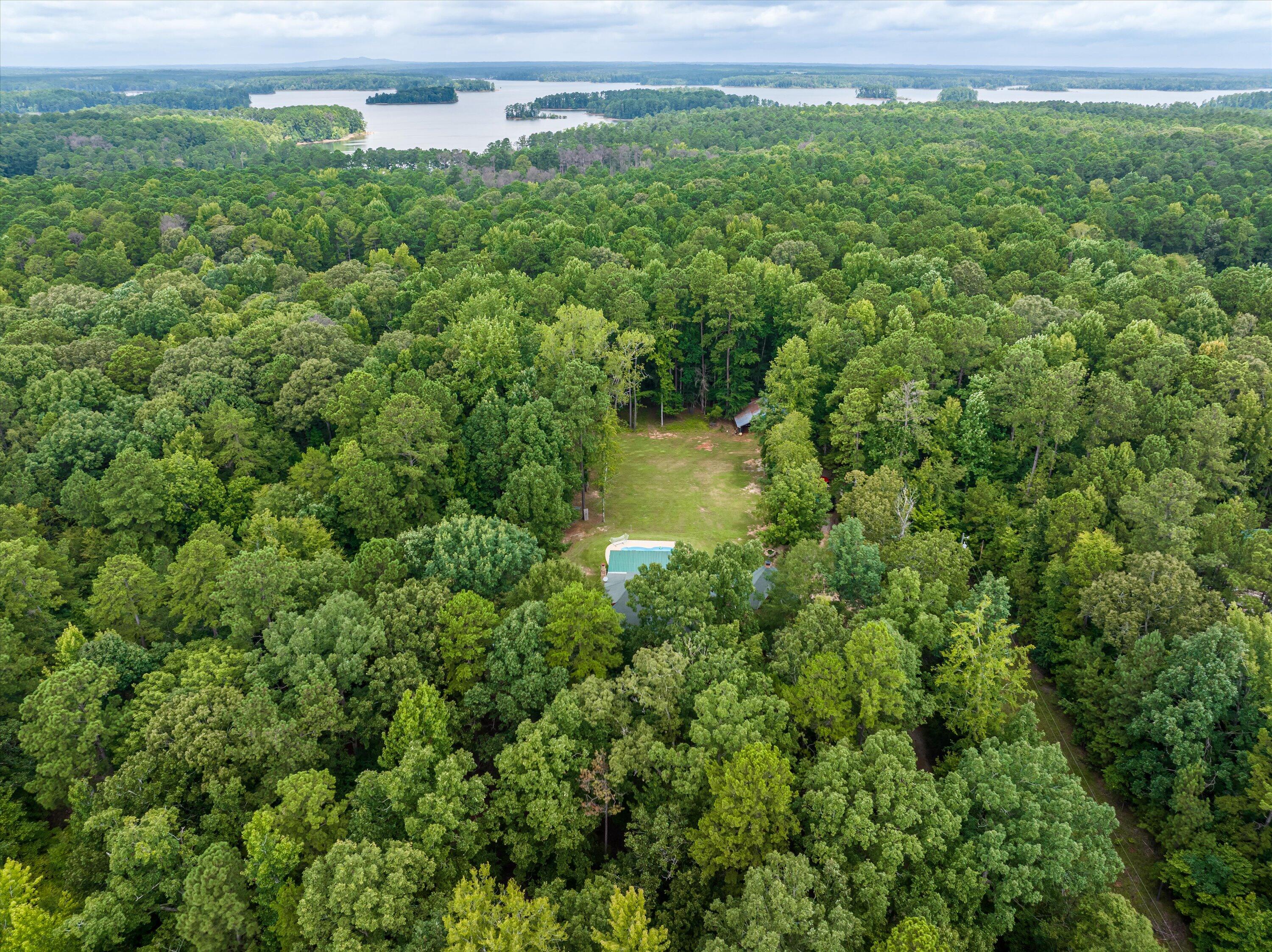 7601 WINFIELD HILLS Road