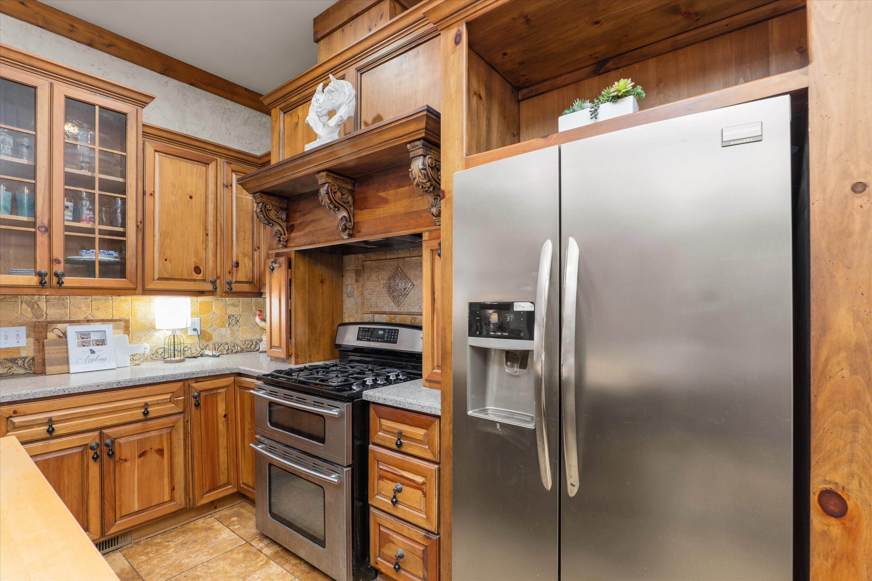 7601 WINFIELD HILLS Road