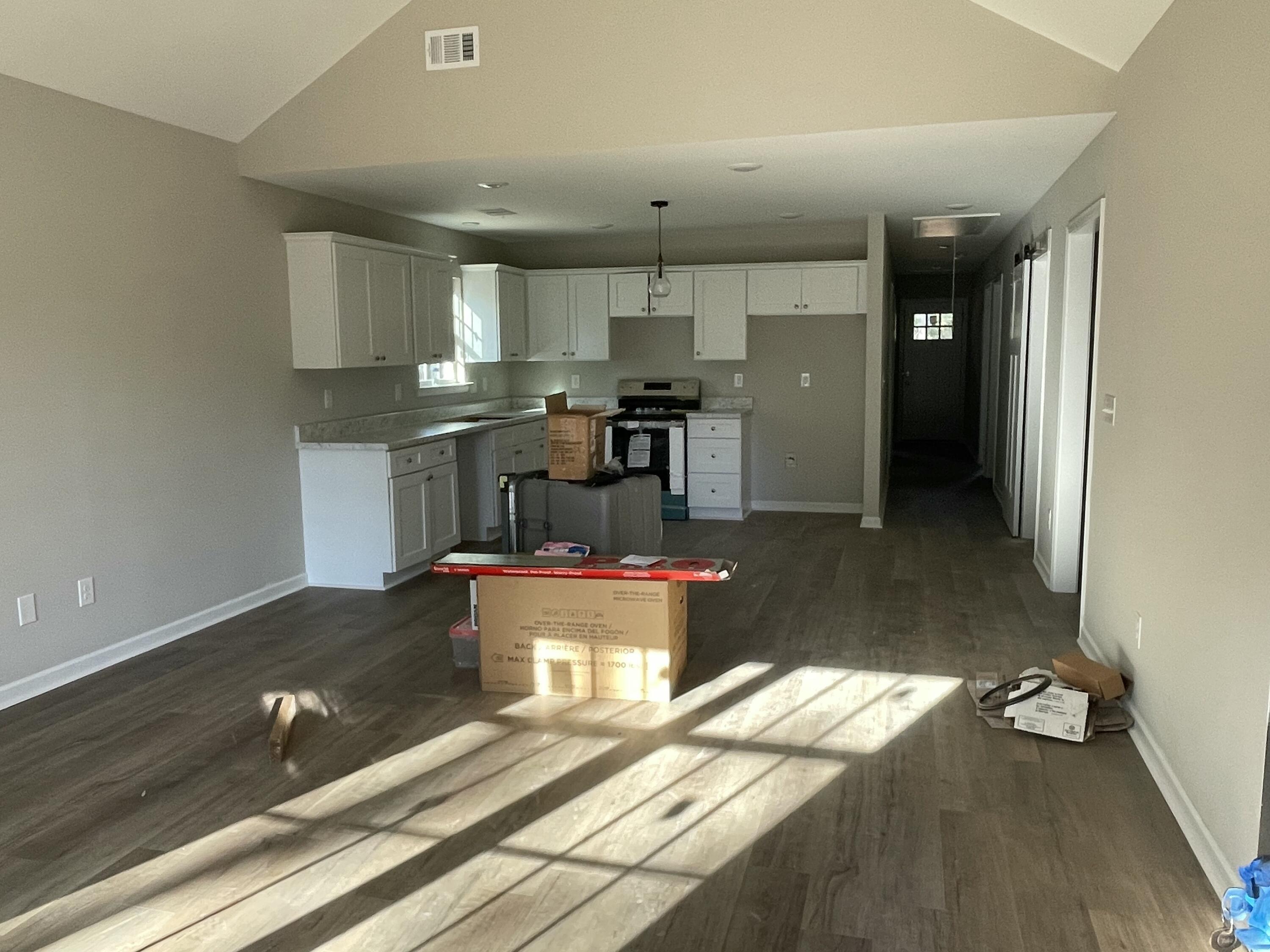 512 LAKEWOOD Drive