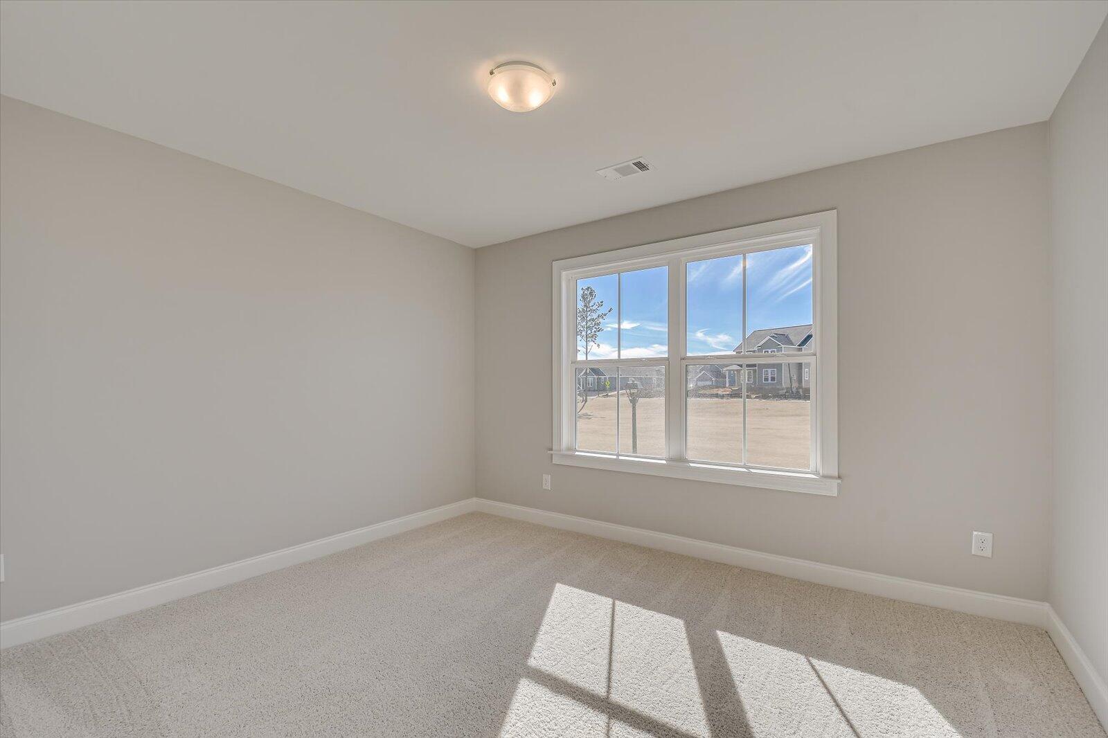 914 WALKER PT Drive