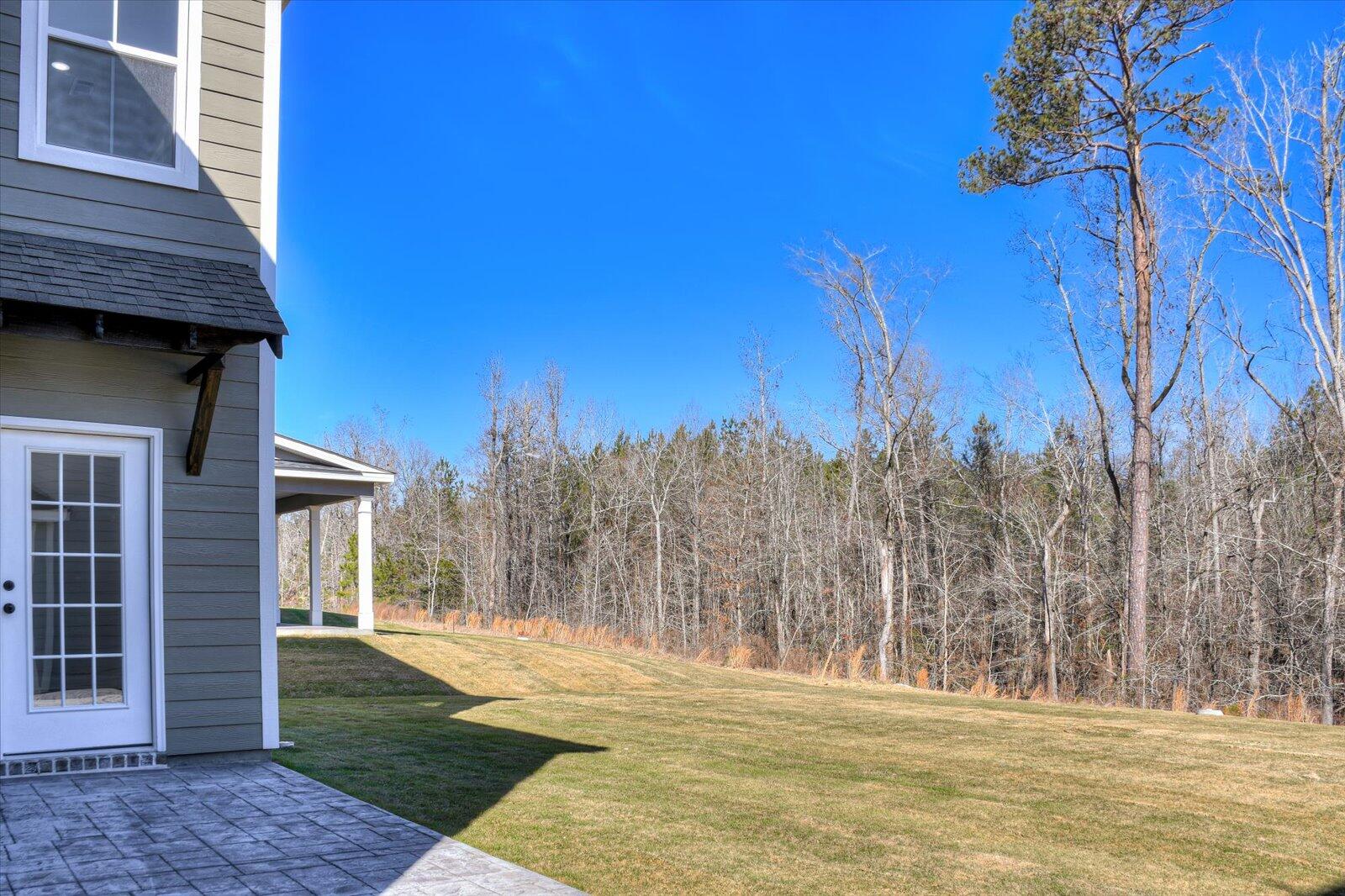 914 WALKER PT Drive