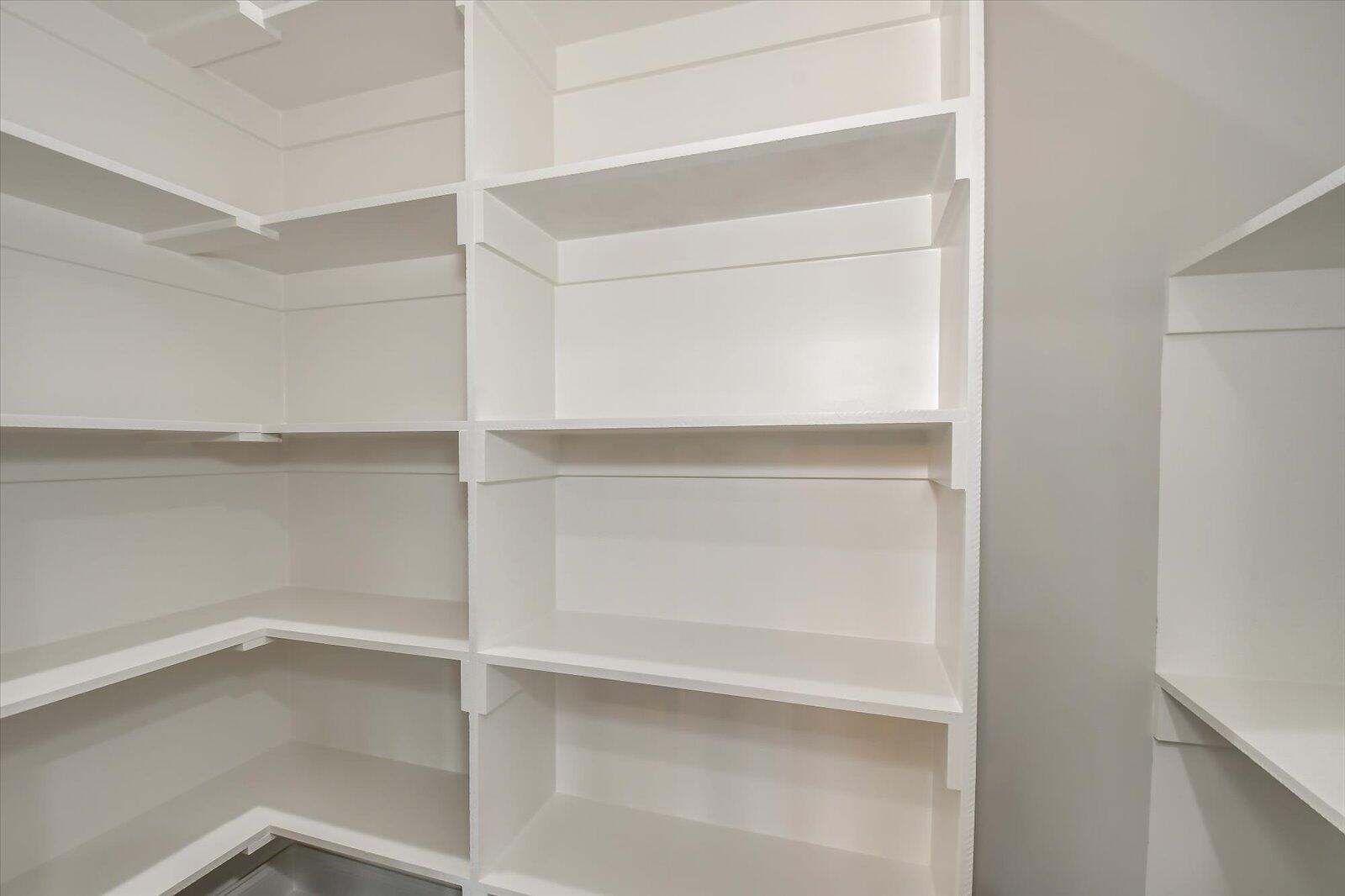 6234 CANTERBURY FARMS Parkway