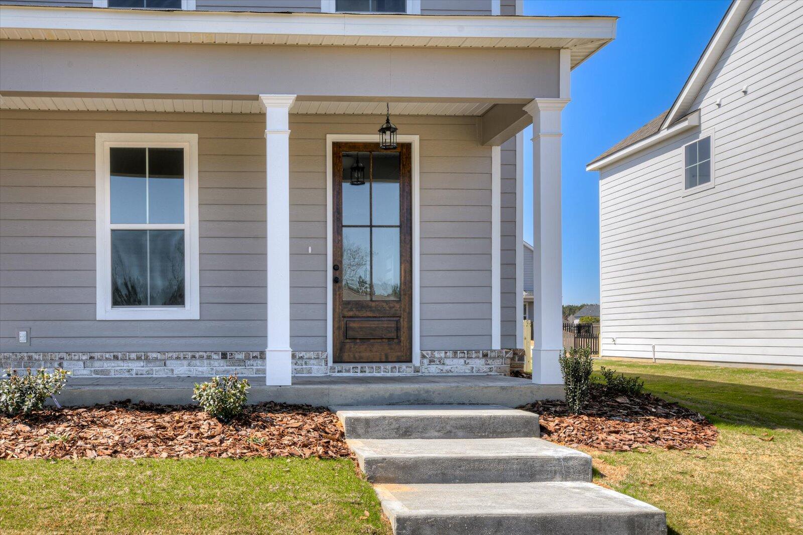 917 WALKER PT Drive