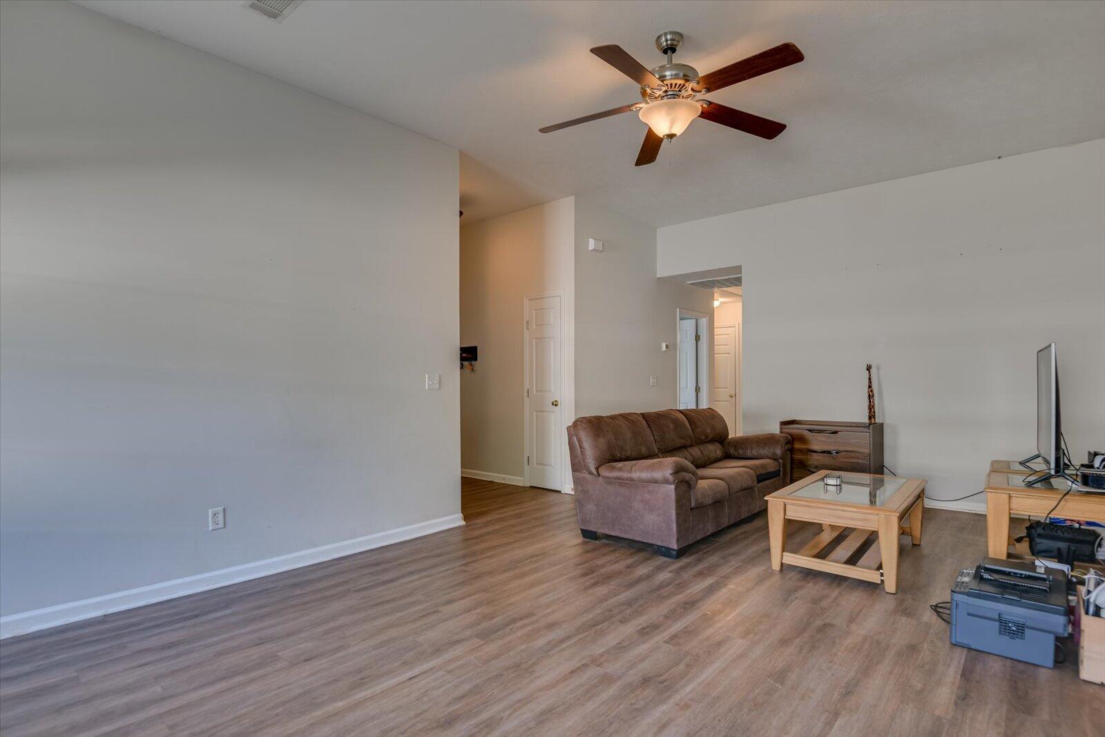 138 ROCKROSE Drive