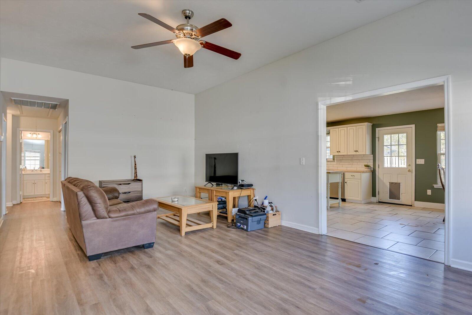 138 ROCKROSE Drive