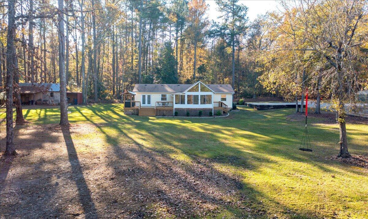 6530 ROBERTS Drive