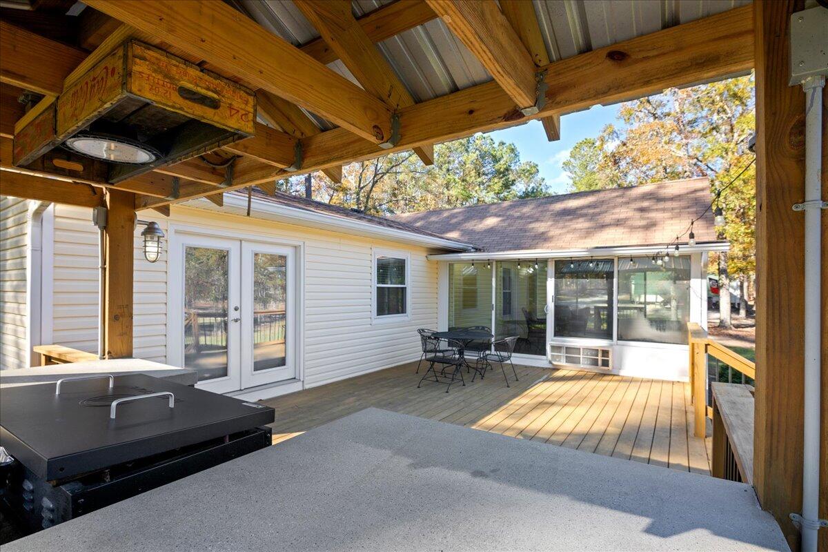 6530 ROBERTS Drive