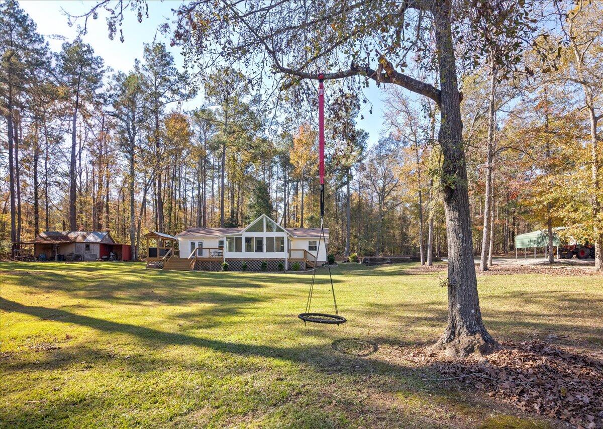 6530 ROBERTS Drive