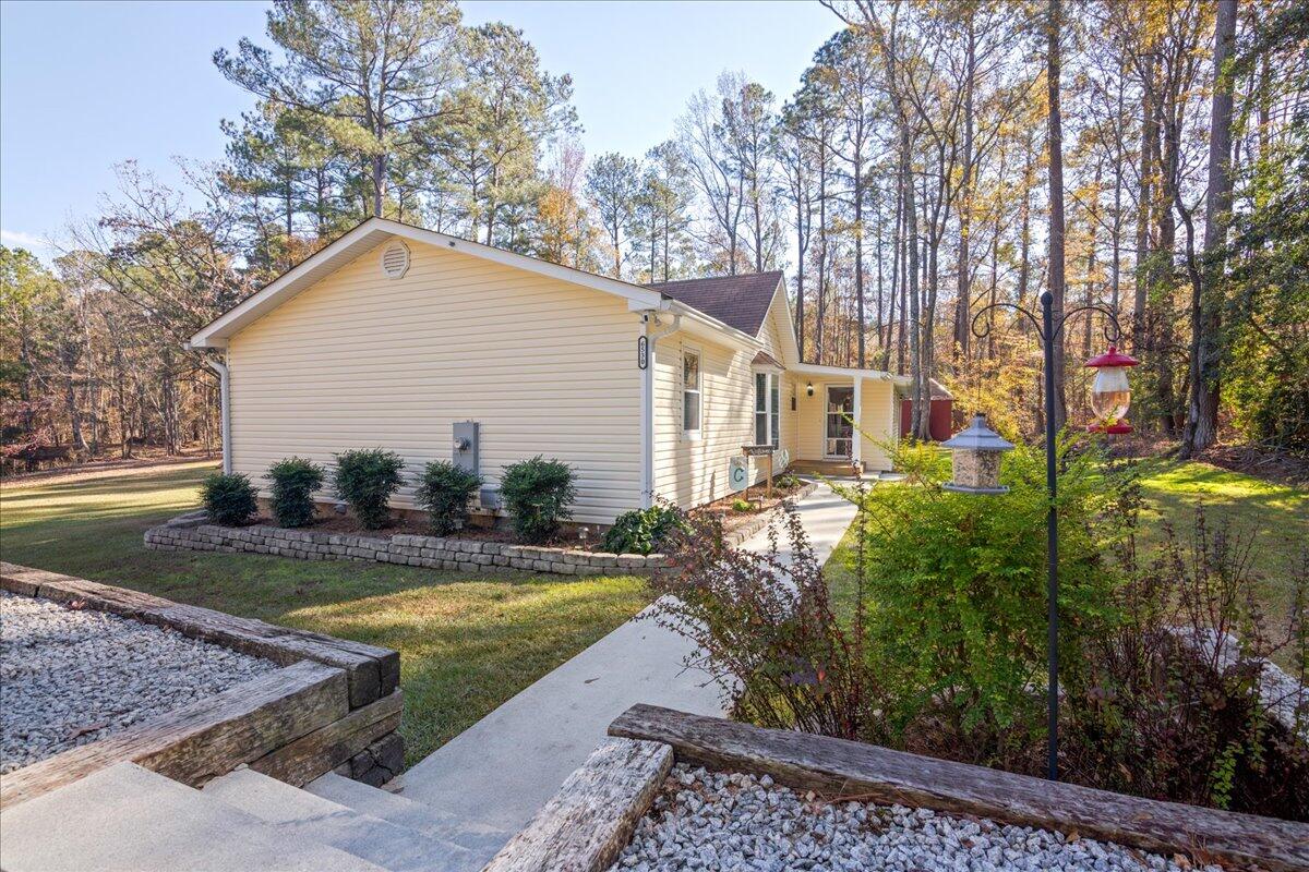 6530 ROBERTS Drive