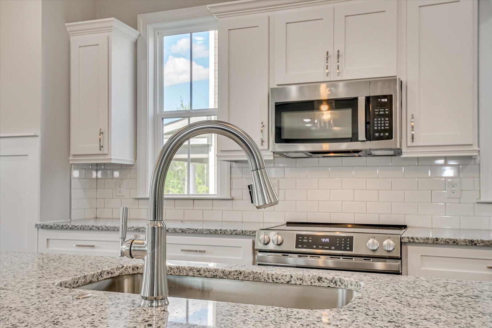 6236 CANTERBURY FARMS Parkway