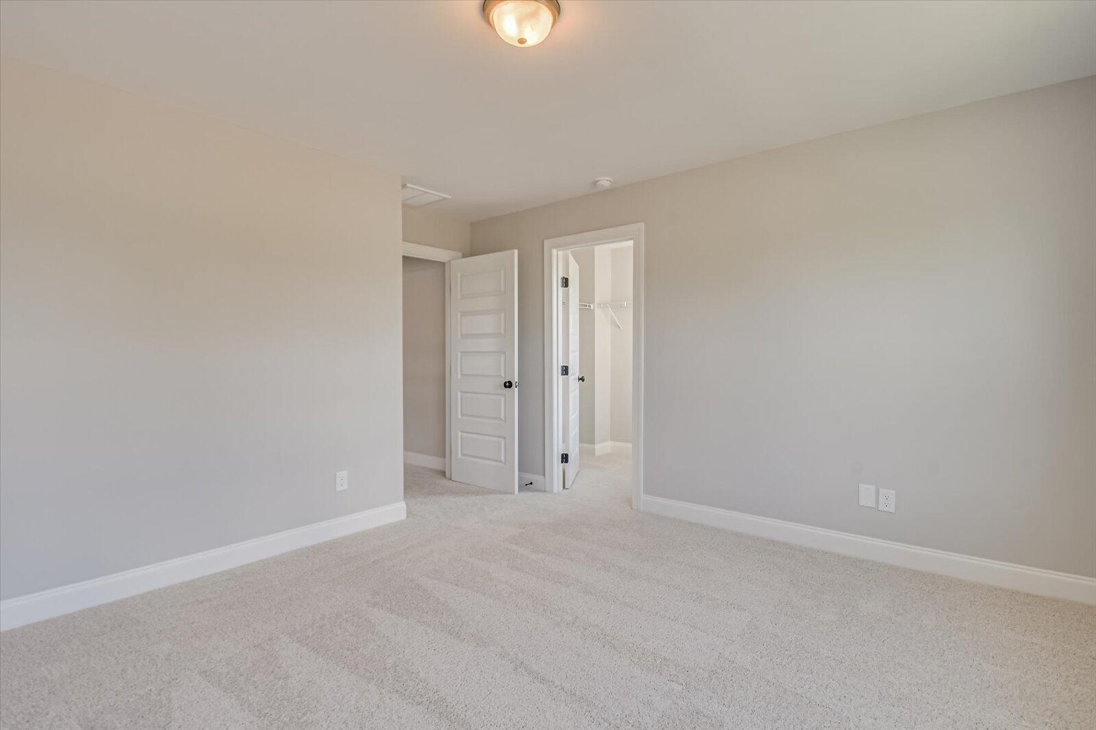 6236 CANTERBURY FARMS Parkway