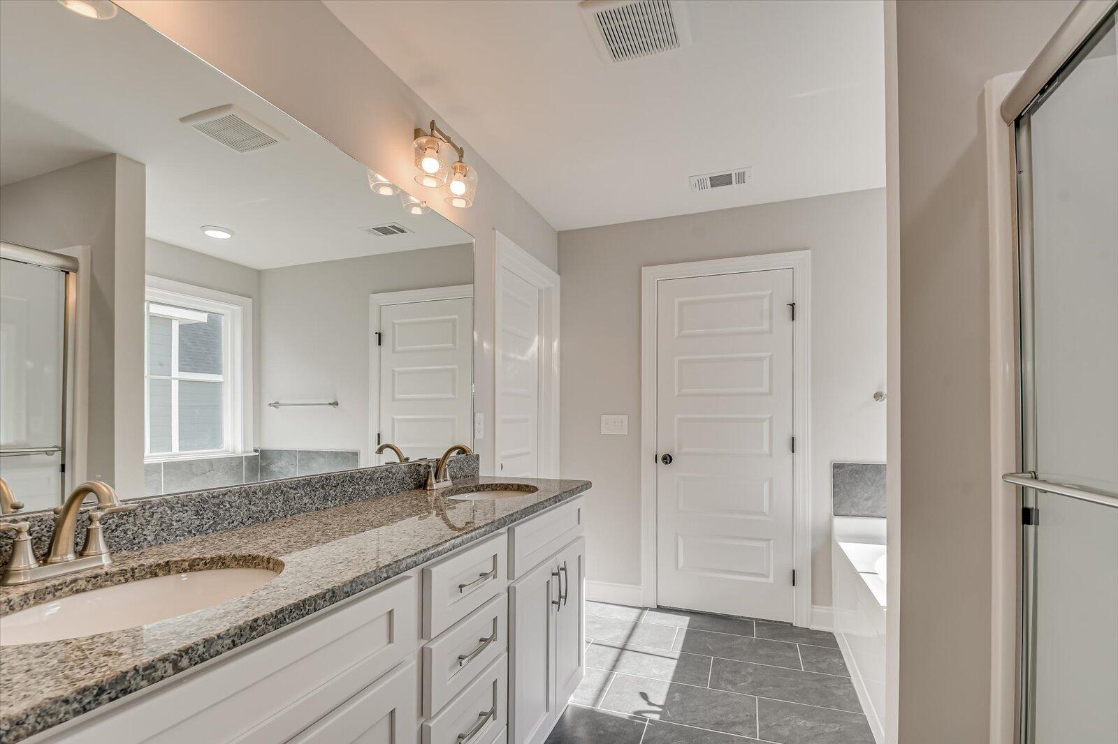 6236 CANTERBURY FARMS Parkway