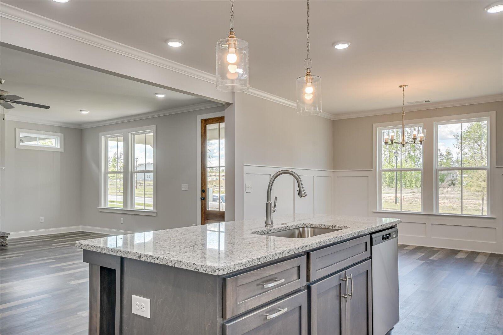 6236 CANTERBURY FARMS Parkway