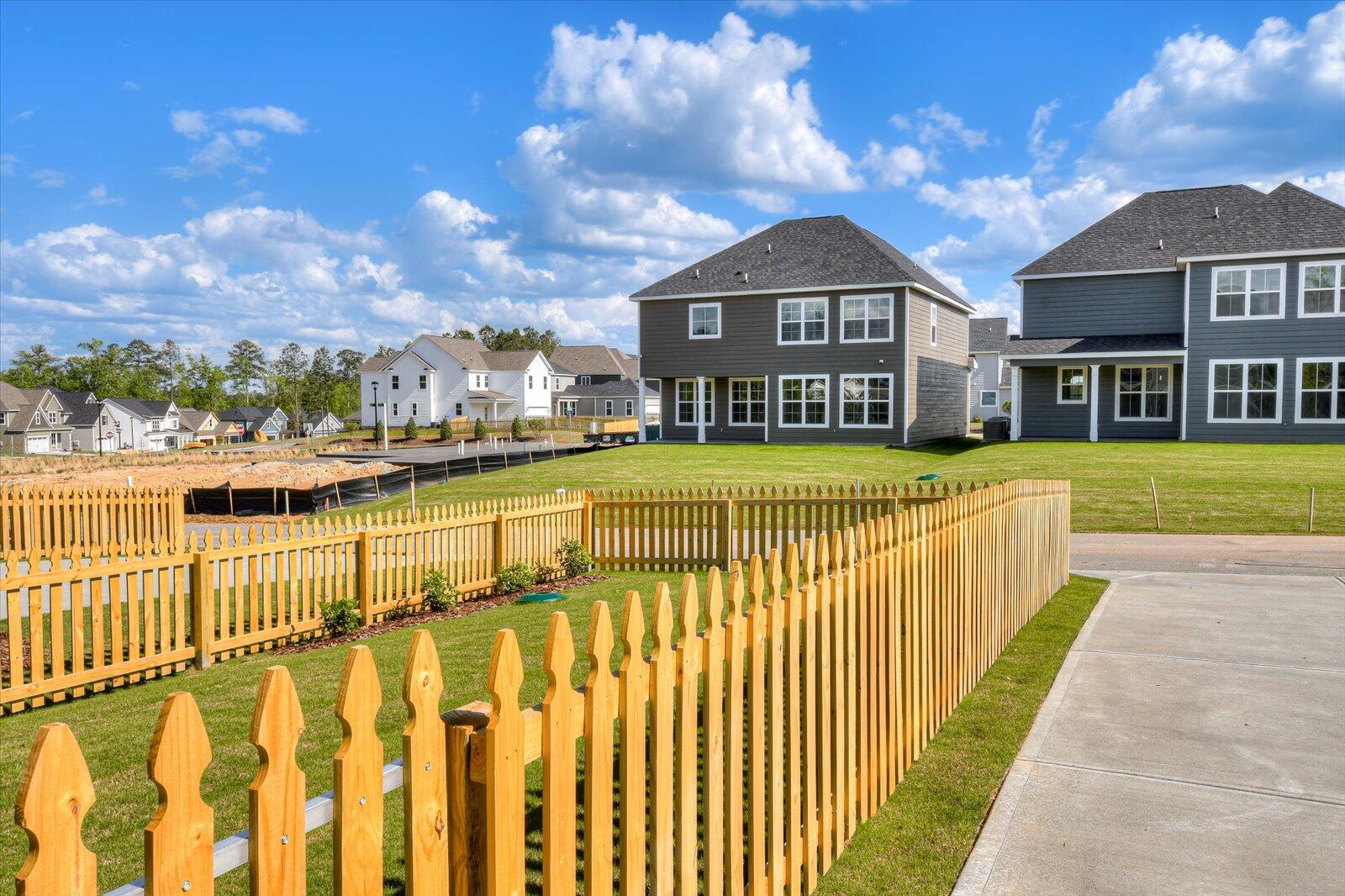 6236 CANTERBURY FARMS Parkway