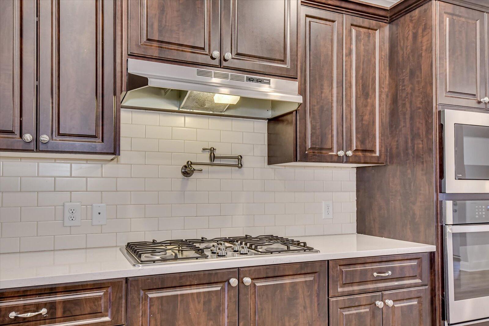 632 BUNCHGRASS Street