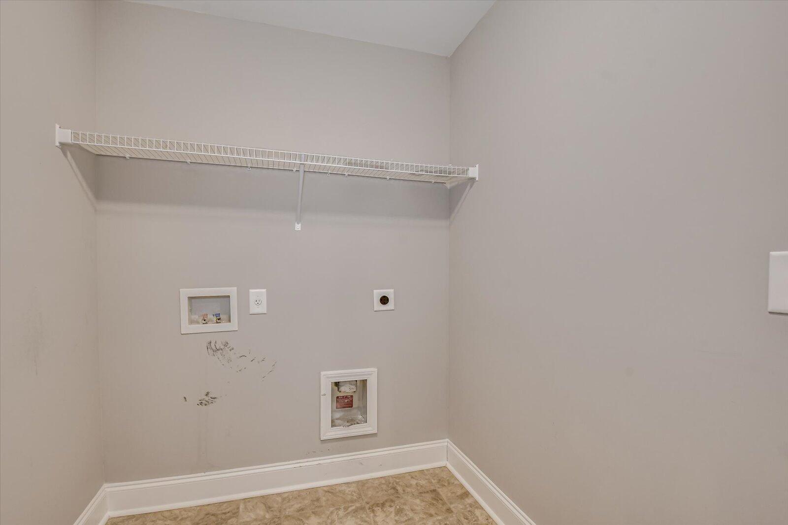 632 BUNCHGRASS Street