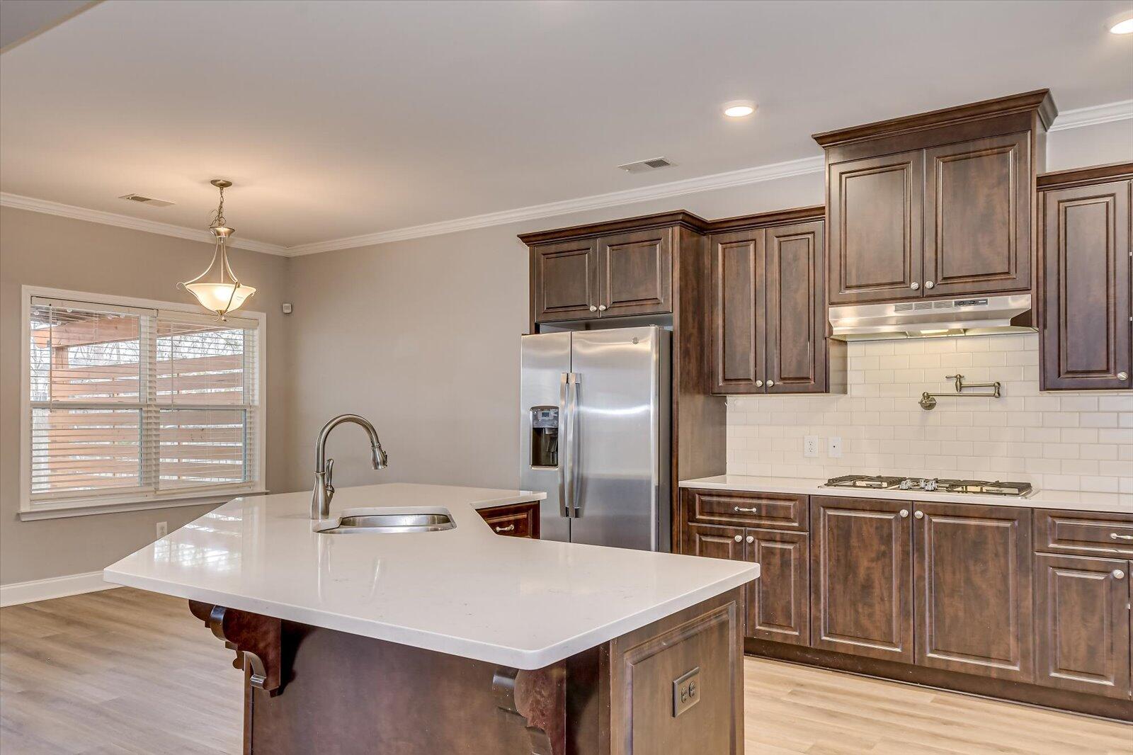 632 BUNCHGRASS Street