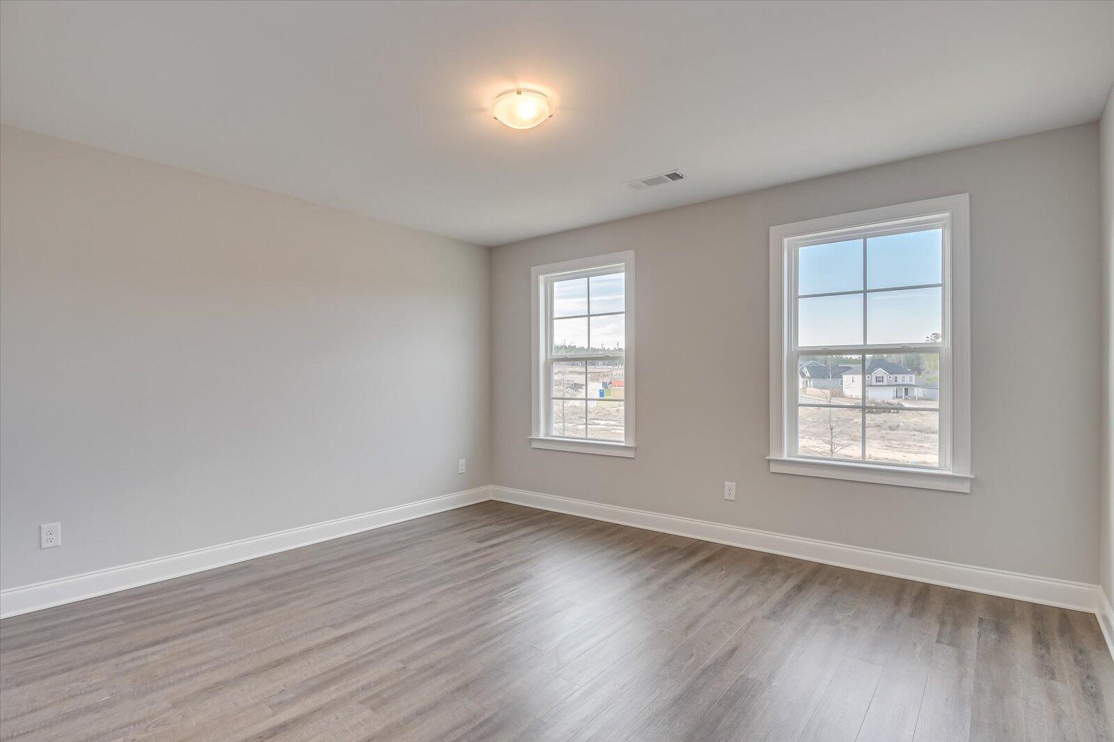 6240 CANTERBURY FARMS Parkway